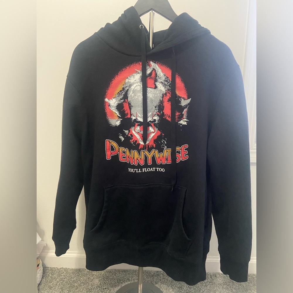 Hot Topic Black Pennywise Hoodie
